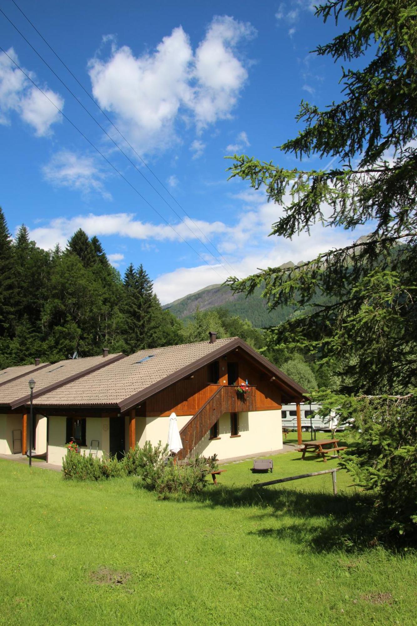 Chalet Presanella Temù Eksteriør billede
