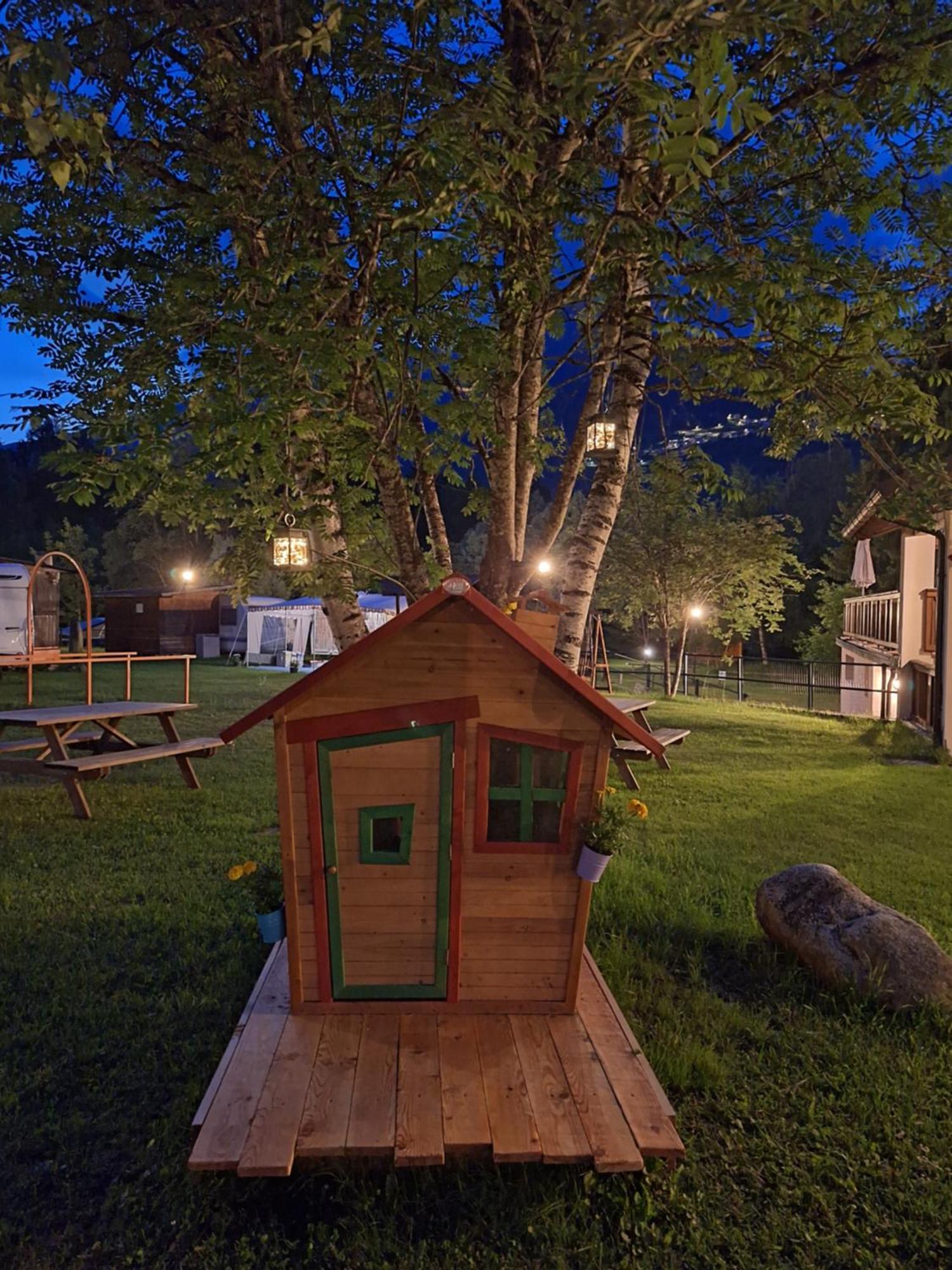 Chalet Presanella Temù Eksteriør billede