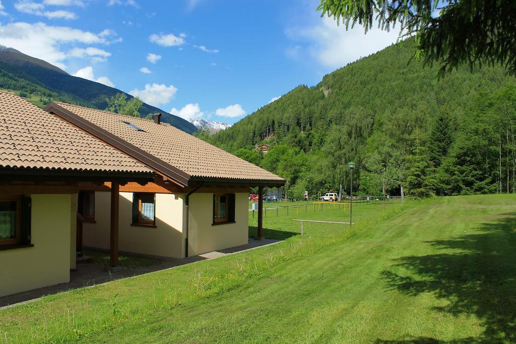 Chalet Presanella Temù Eksteriør billede